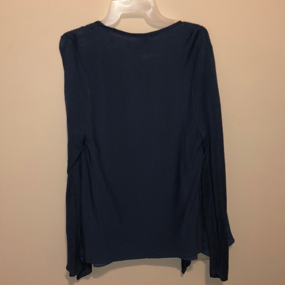 Vera wang sweater - Picture 3 of 4